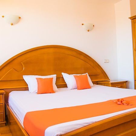 Family Hotel Elegance Arbanasi Bilik gambar