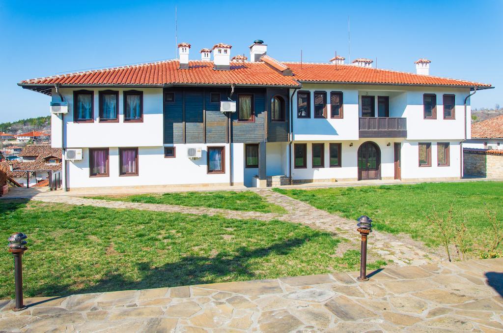 Family Hotel Elegance Arbanasi Luaran gambar