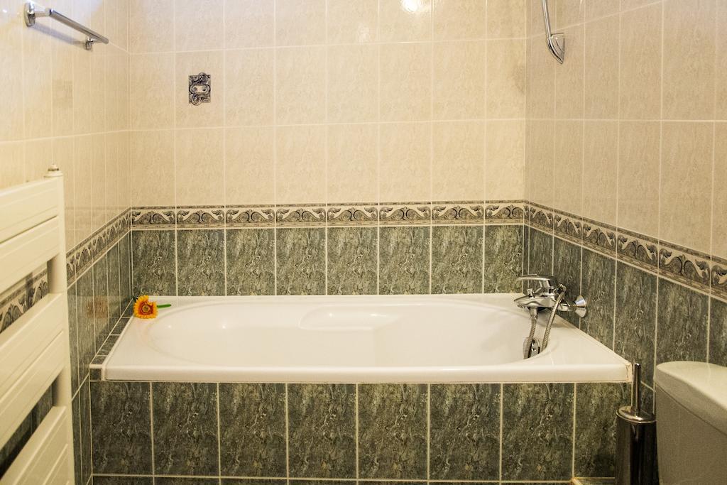 Family Hotel Elegance Arbanasi Luaran gambar