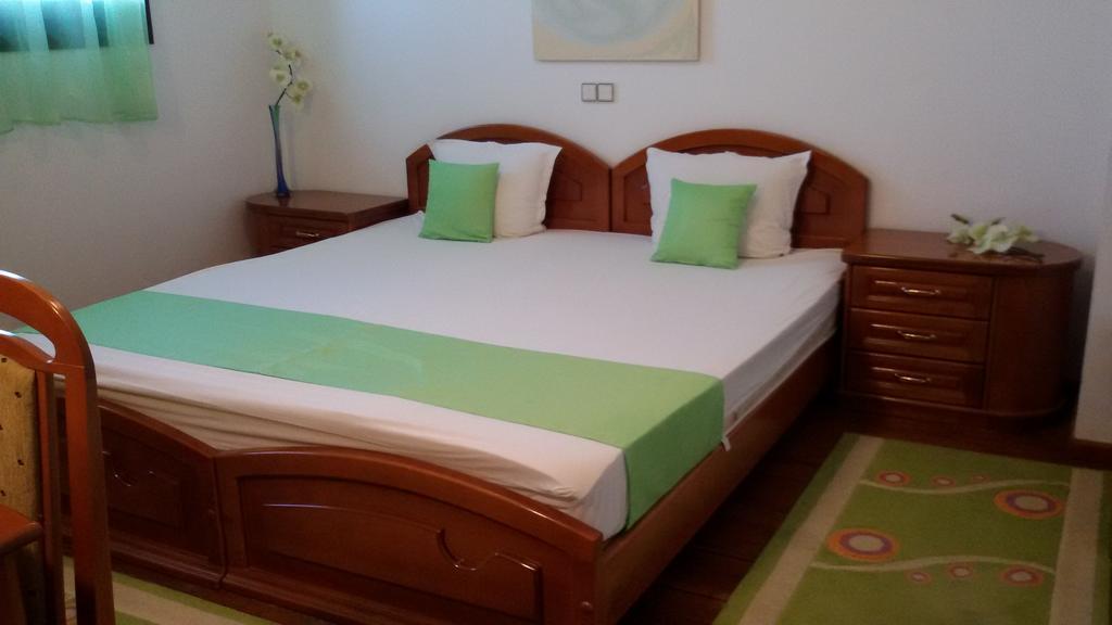 Family Hotel Elegance Arbanasi Luaran gambar