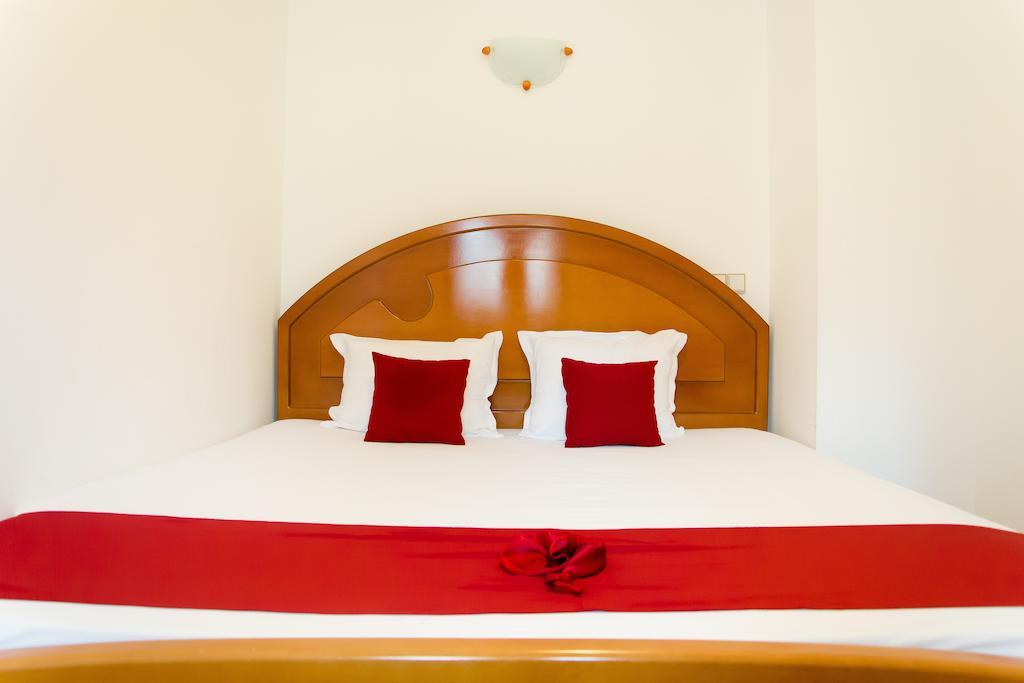 Family Hotel Elegance Arbanasi Bilik gambar