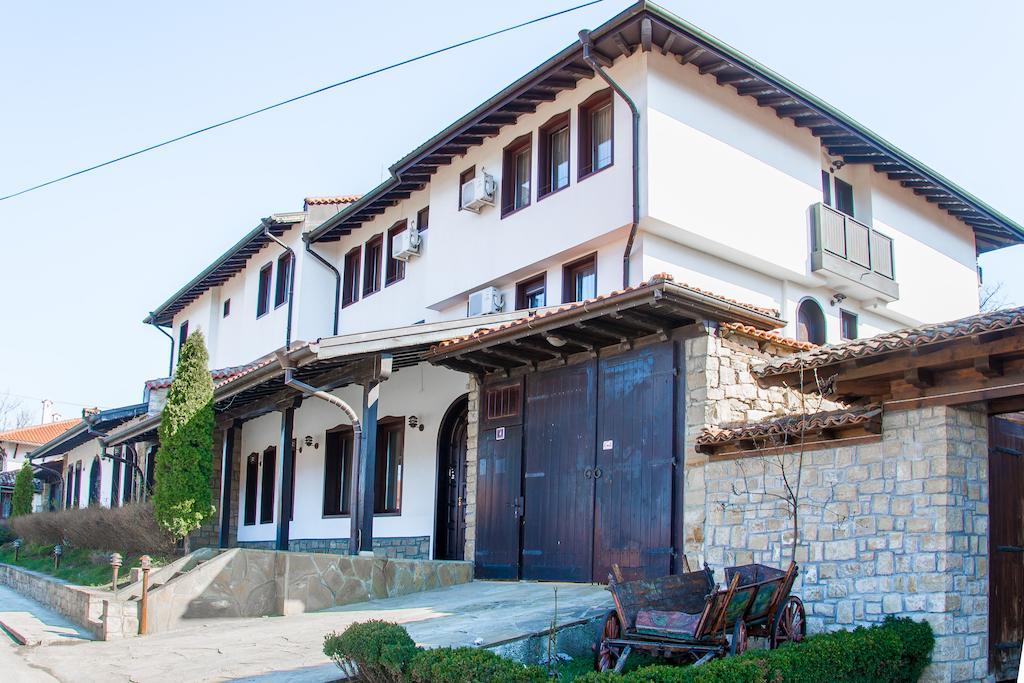 Family Hotel Elegance Arbanasi Luaran gambar