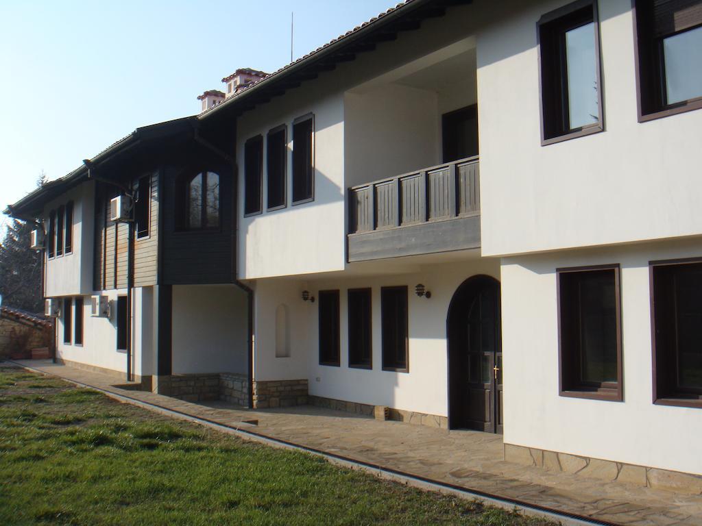 Family Hotel Elegance Arbanasi Luaran gambar