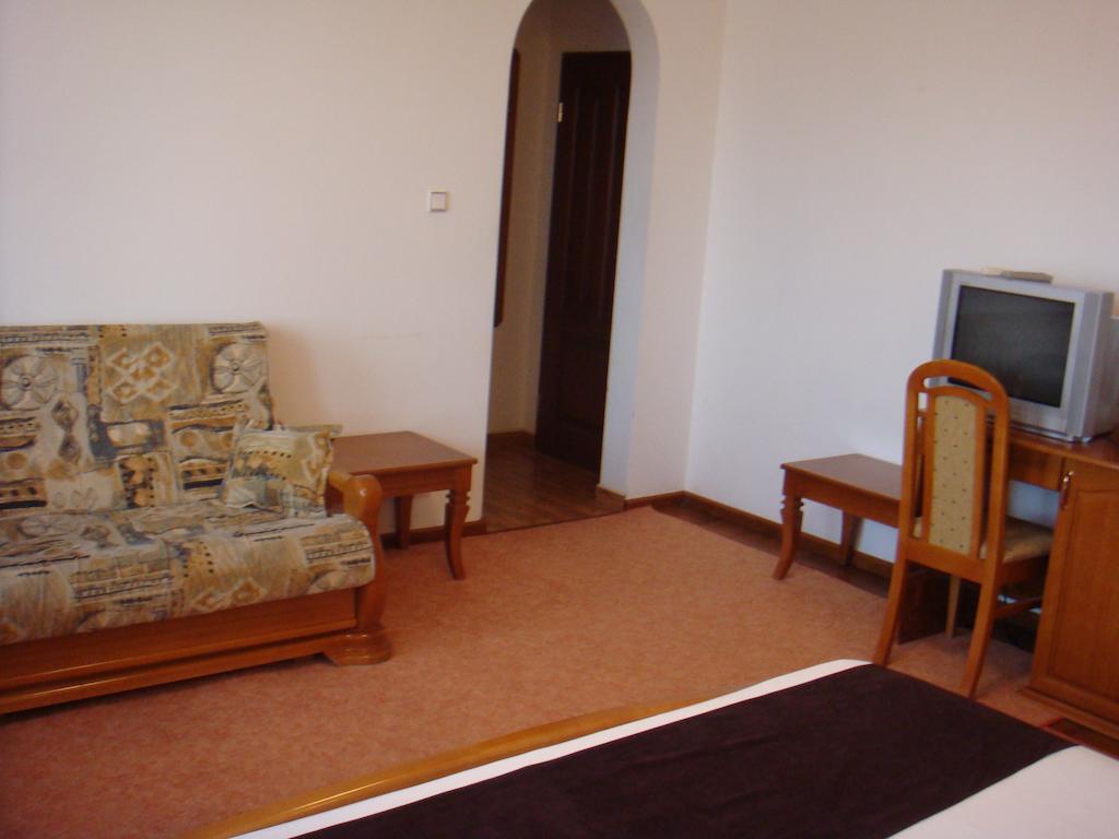 Family Hotel Elegance Arbanasi Bilik gambar